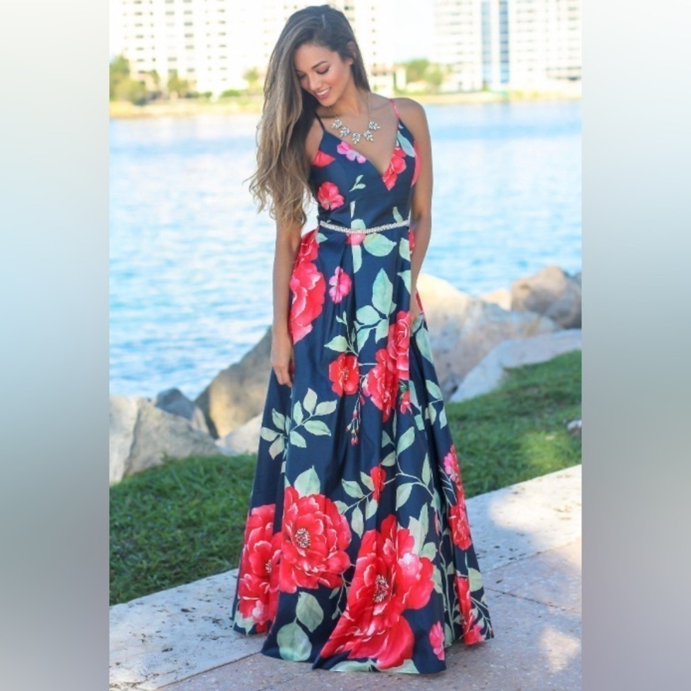 SOIEBLU Sz S Floral Open Back Crinoline Underskirt Jewelled Waist Dress NEW